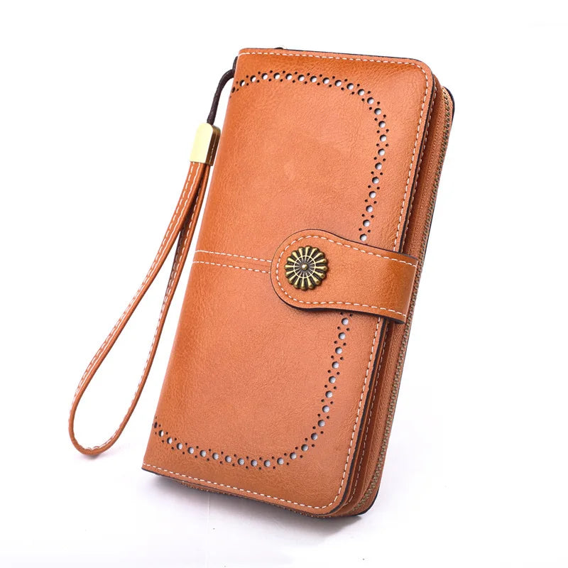 Elegant Women’s Hasp Wallet – Stylish Phone & Card Organizer