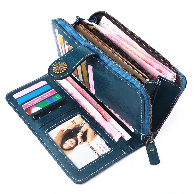 Elegant Women’s Hasp Wallet – Stylish Phone & Card Organizer