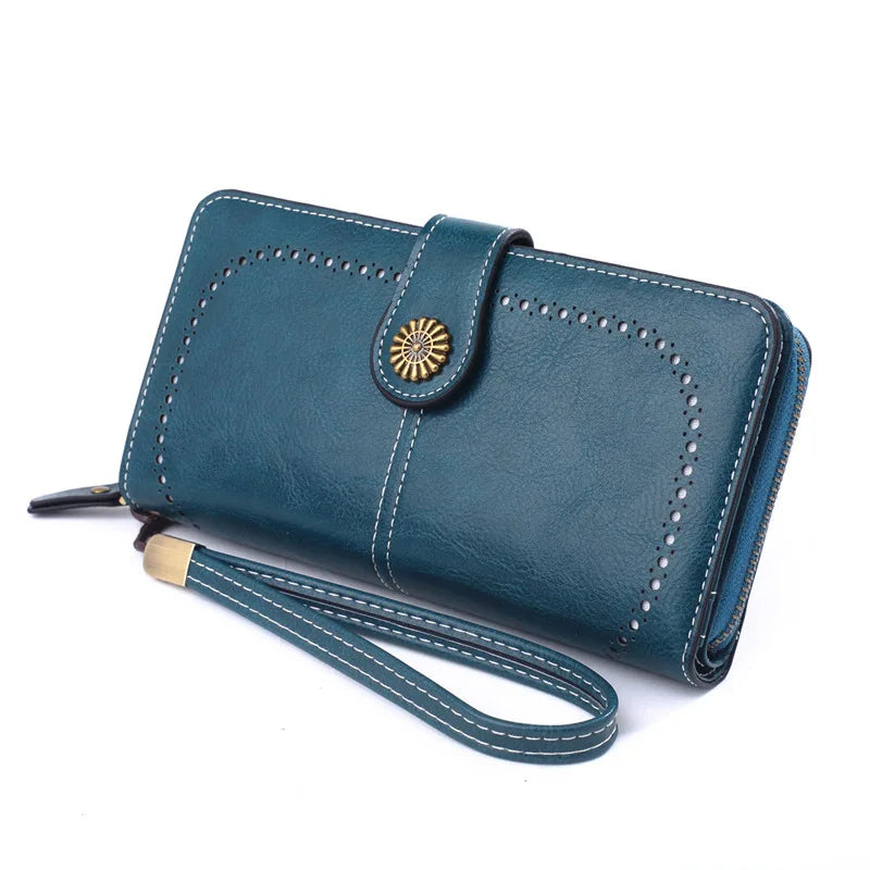 Elegant Women’s Hasp Wallet – Stylish Phone & Card Organizer