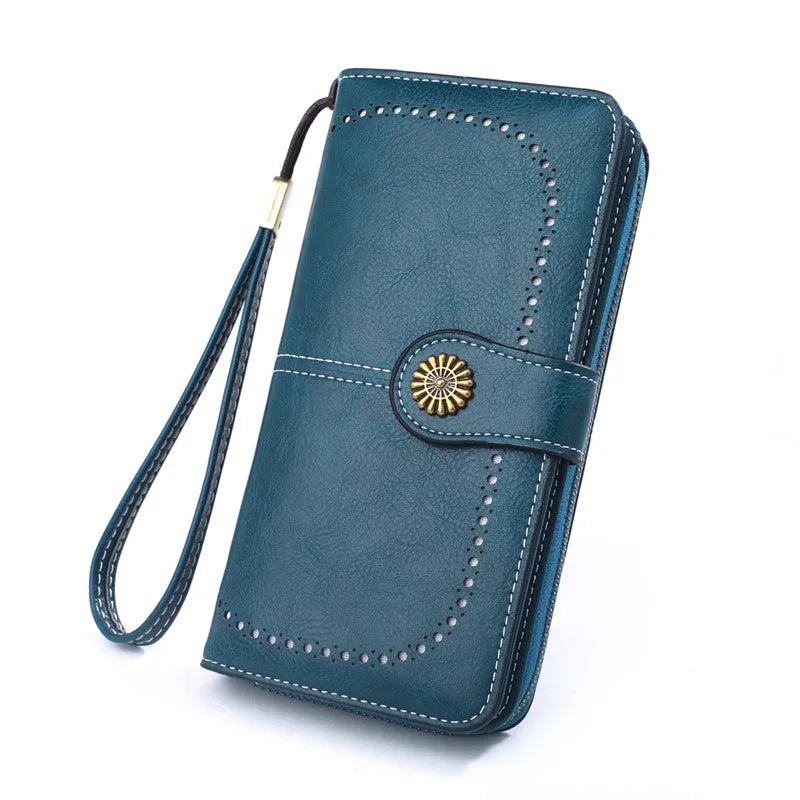 Elegant Women’s Hasp Wallet – Stylish Phone & Card Organizer