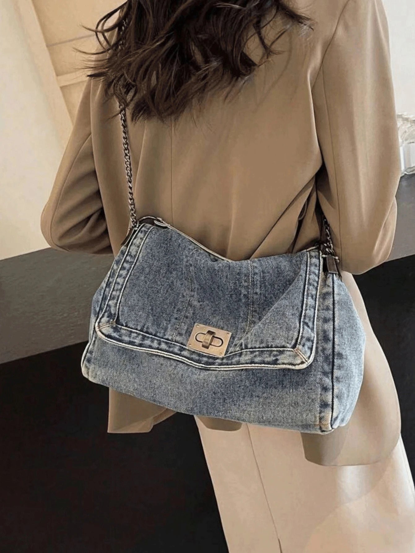 Women’s Canvas Square Shoulder Bag – Lightweight & Stylish